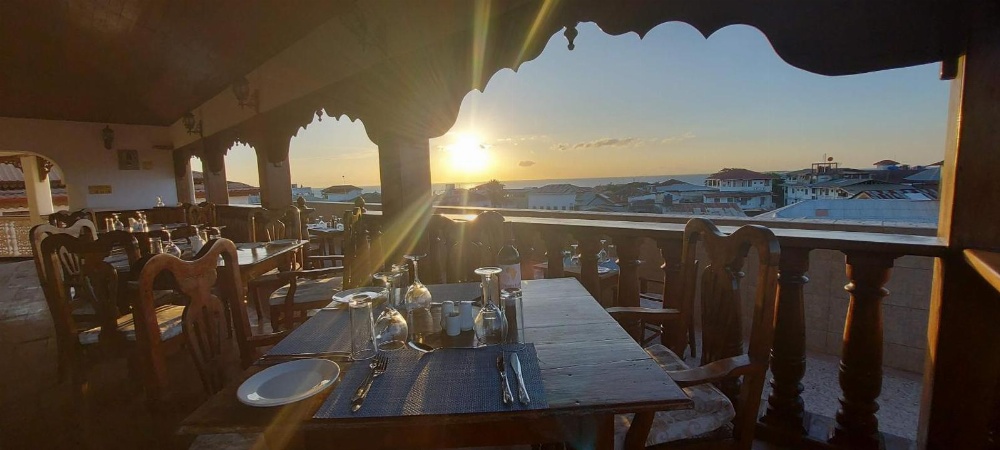 Tausi Palace Hotel Main image